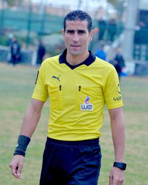 محمود ناجي حكمًا لمباراة الزمالك والداخلية في الدوري المصري