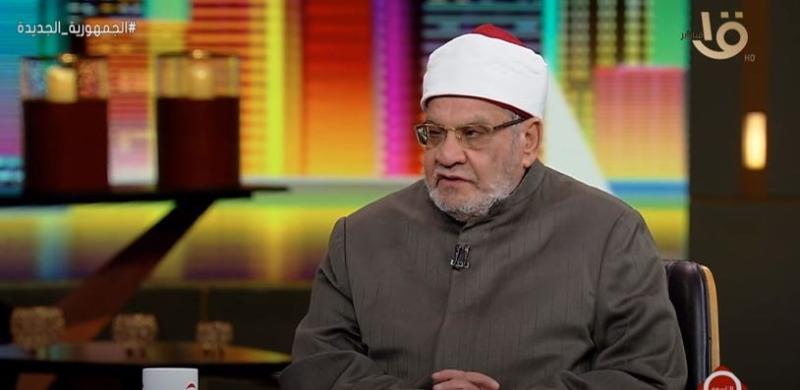 أحمد كريمة يحسم الجدل: لم يرد نص شرعي يمنع الصلاة في مساجد بها مراقد للصالحين.. «فيديو»