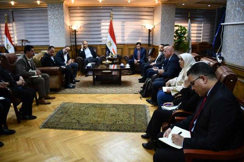 وزير الشباب والرياضة يلتقي مسئولي شركة فوري للمدفوعات الإلكترونية