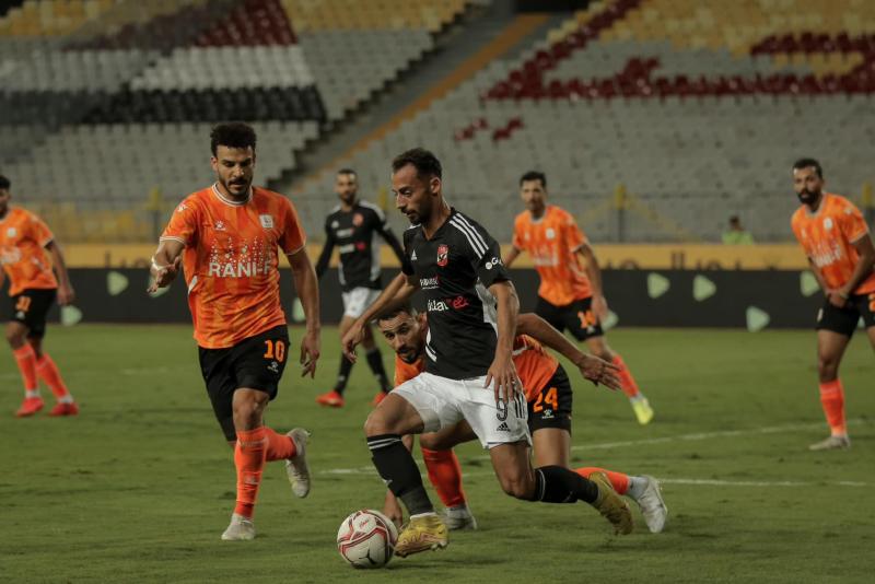 الأهلي وفاركو