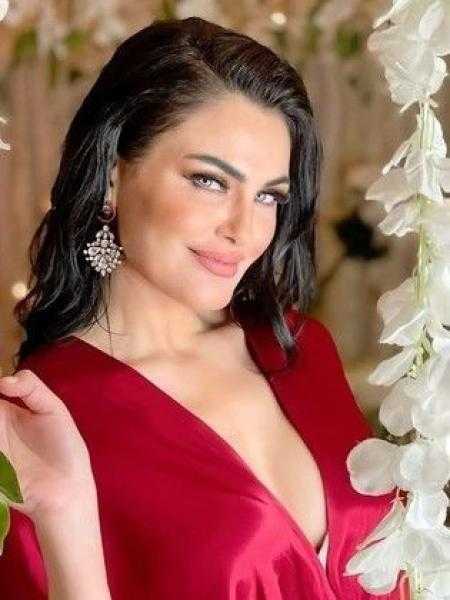 إطلالة جريئة للفنانة دارين حداد عبر إنستجرام