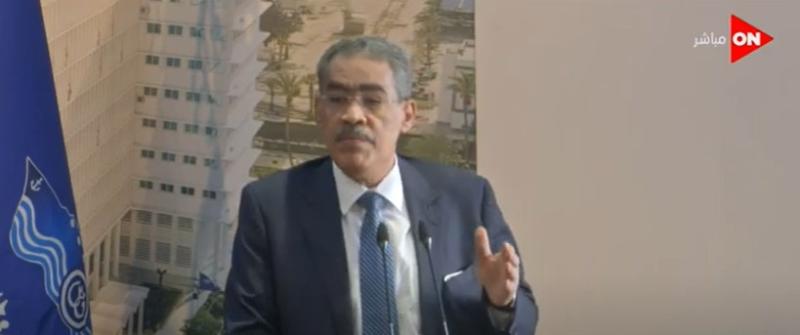 ضياء رشوان: السيسي وجه بعقد لقاء مفتوح للحديث عن مشروع قناة السويس