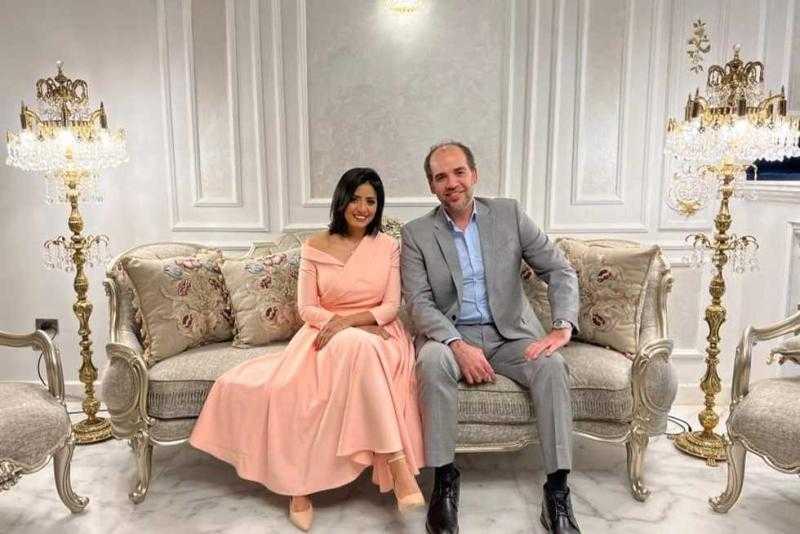 صور.. سهر الصايغ بإطلالة ناعمة من حفل خطبتها