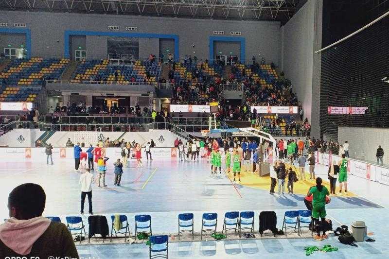 بالفيديو.. مصاب من جمهور الاتحاد يصرخ «فين الإسعاف؟» بعد انهيار مدرج ملعب مباراة الأهلي