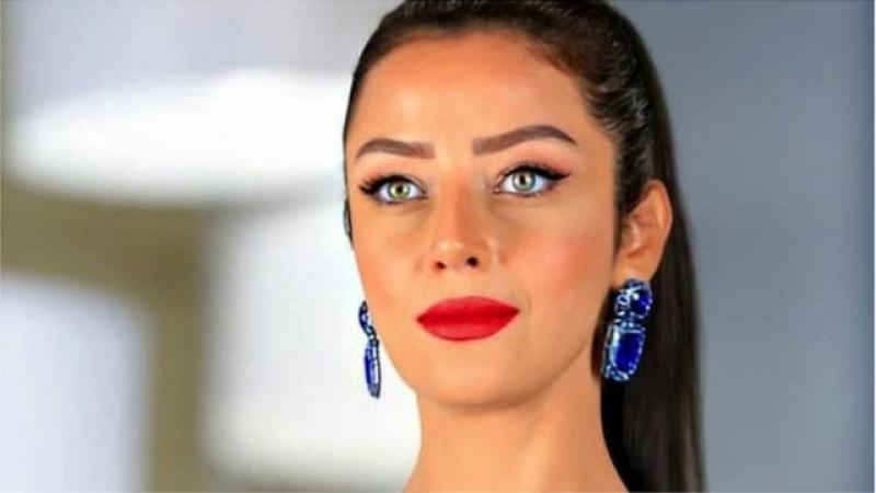 رضوى الشربيني 