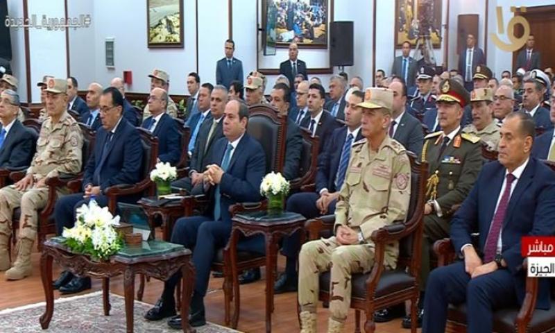 السيسي يشاهد فيلما تسجيليا بعنوان ”أمل جديد”.. «فيديو»