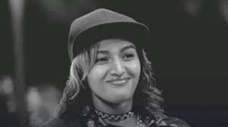 مغنية الراب السودانية رنا بدر الدين