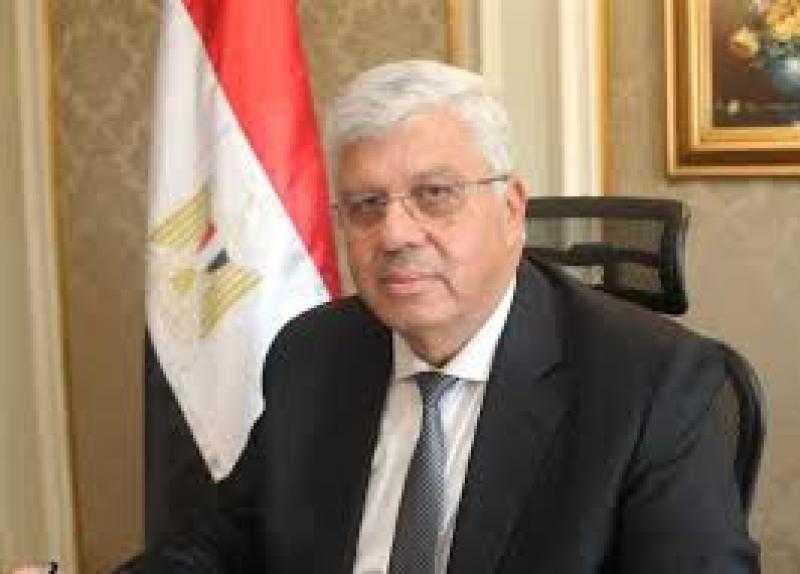 وزير التعليم العالي يكشف تفاصيل جولته بجامعات الصعيد.. فيديو