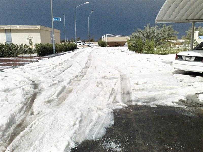 لأول مرة في تاريخها.. الثلوج تغطي الكويت.. «فيديو»