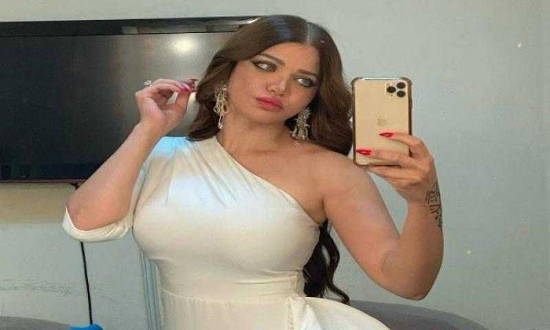 «استغل جموحي وهبلي».. ياسمين الخطيب تروي قصة زواجها بشكل فوري