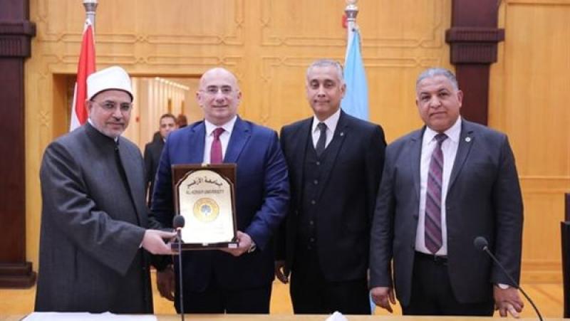 أثناء التكريم