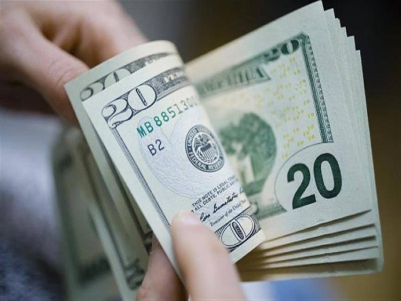سعر جميع العملات في البنوك.. اليوم الخميس
