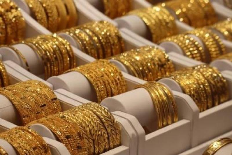 أسعار الذهب في منتصف تعاملات اليوم الخميس