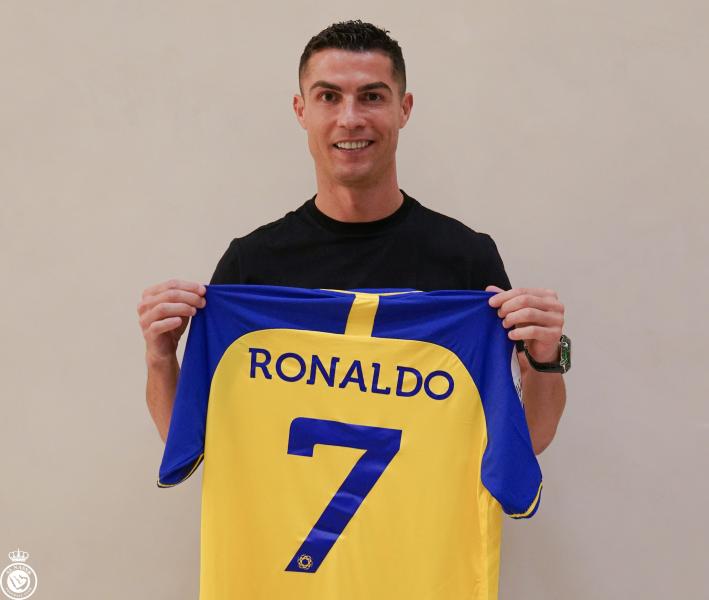 أول تعليق من رونالدو بعد الانضمام إلى النصر السعودي