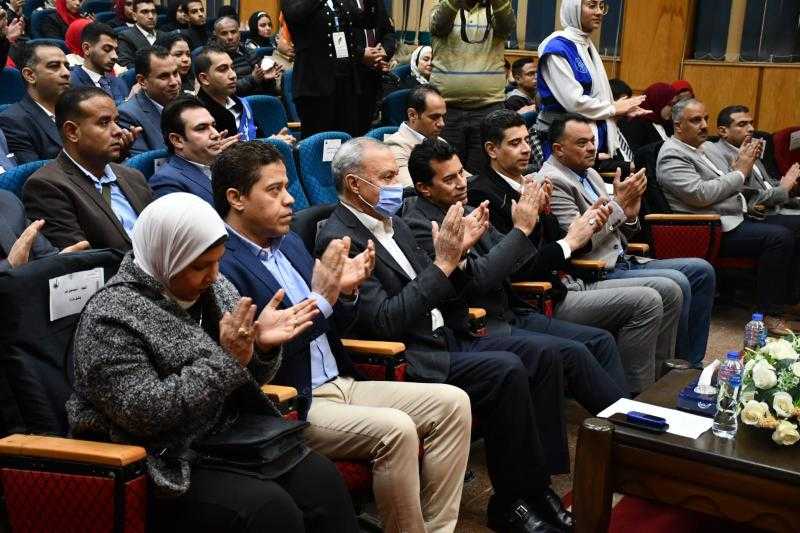 وزير الشباب ومحافظ القليوبية يشهدان نموذج محاكاة مجلس النواب لبرلماني الطلائع والشباب