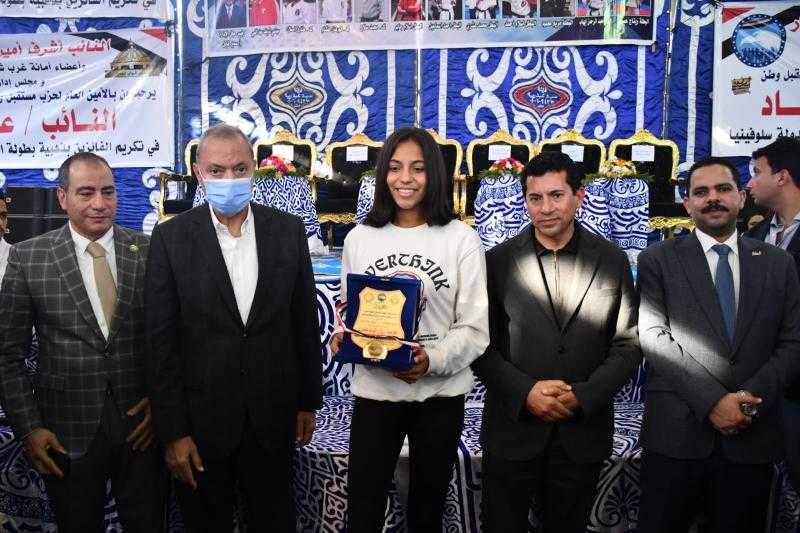 وزير الرياضة ومحافظ القليوبية يكرمان أبطال العالم للكاراتيه التقليدي بسلوفينيا