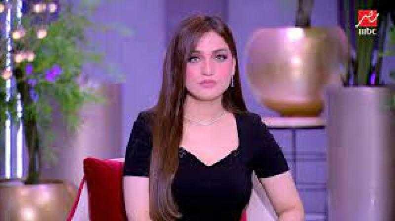 ياسمين عز للفتيات: «ازعلي مني دلوقتي بدل ما تزعلي من حماتك بعدين».. فيديو