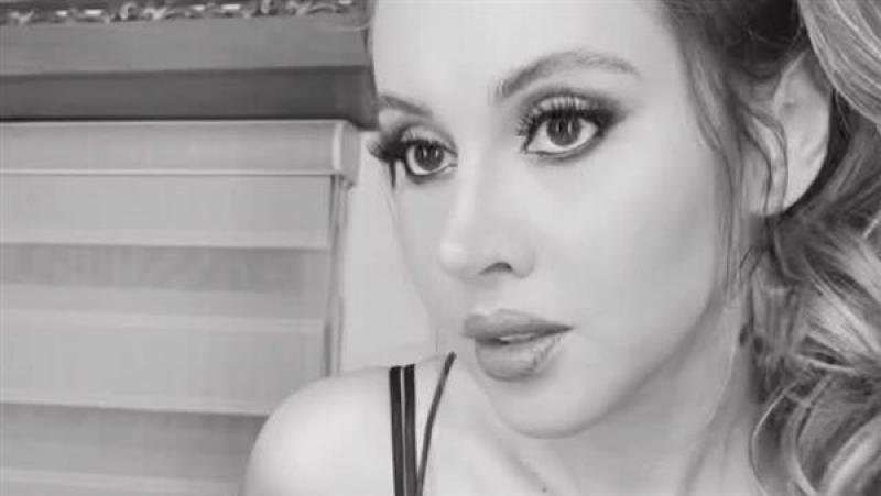 إطلالة شتوية أنيقة.. ياسمين رئيس تتألق في أحدث ظهور لها