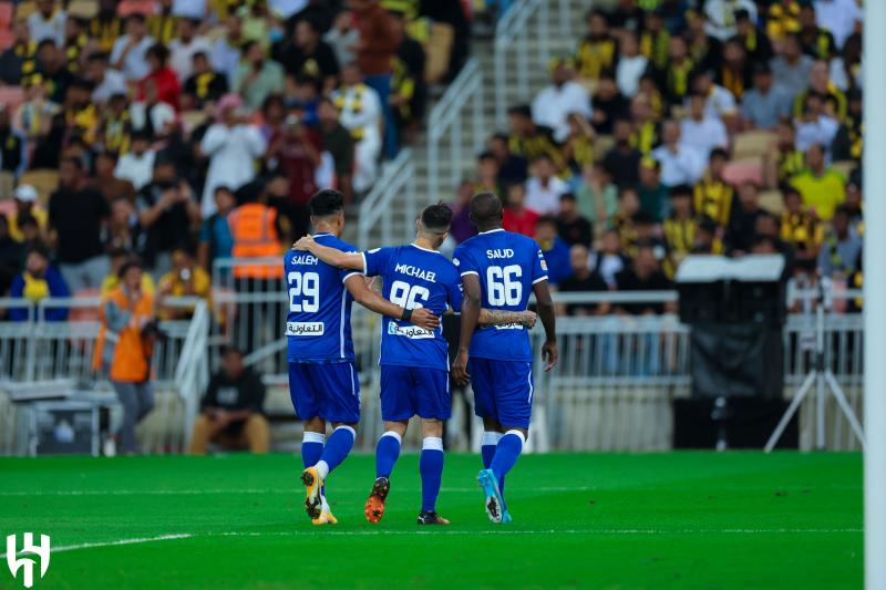 الهلال
