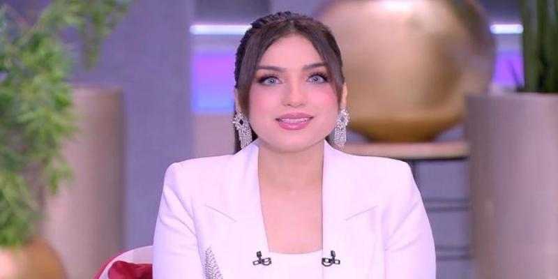 هتهزي كيانه.. ياسمين عز: مينفعش تقولي لجوزك نزل السَبت من البلكونة