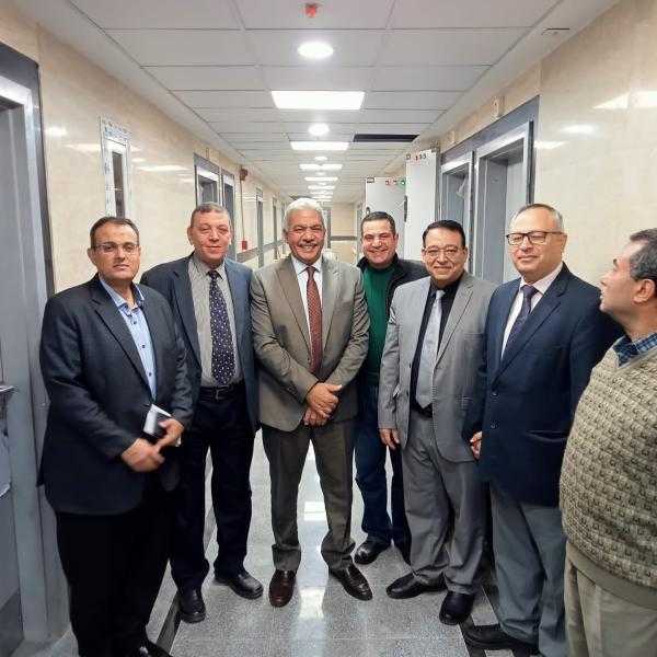 نائب رئيس جامعة الأزهر يتابع أعمال تطوير مستشفى سيد جلال الجامعي