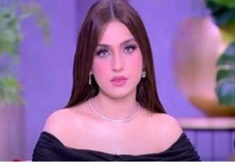 ياسمين عز: قصة شعري اسمها الأسد وعمري ما لبست باروكة