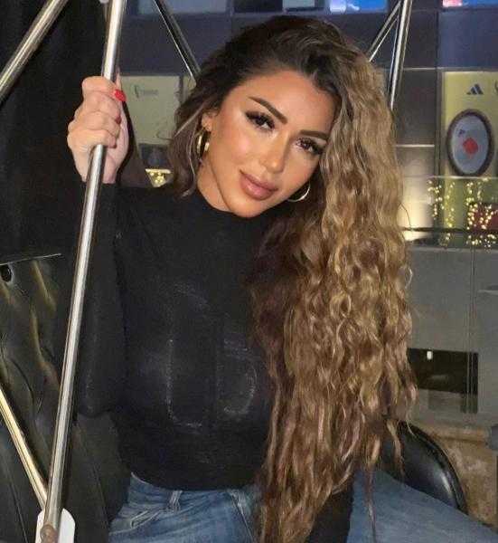 سارة سلامة تشعل وسائل التواصل الاجتماعي بجلسة تصوير جديدة لها