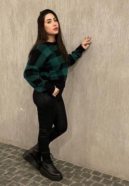 بوسي تخطف الأنظار في أحدث ظهور لها على التواصل الاجتماعي