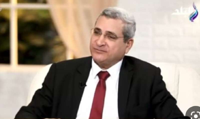 الدكتور أحمد زارع المتحدث الرسمي باسم جامعة الأزهر