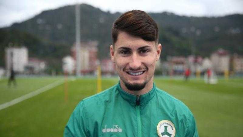 بورخا ساينز الإسباني على رادار الأهلي