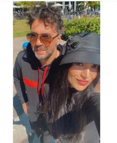 «في نظري زي الدولار».. هشام ماجد يتغزل في زوجته بصورة عبر إنستجرام