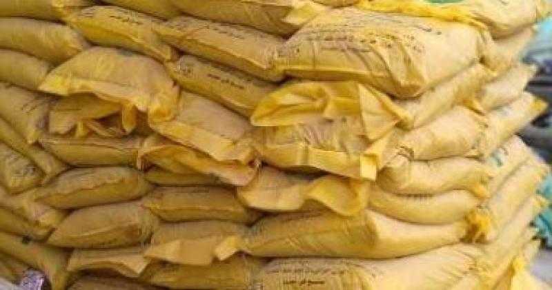 ضبط 16 طن أعلاف حيوانية و51 طن دقيق مدعم  بالسوق السوداء
