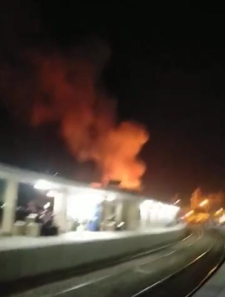 صورة من الحريق 