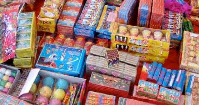 أكثر من مليون ونصف قطعة.. ضبط مخزنًا لتجارة الألعاب النارية بالجمالية