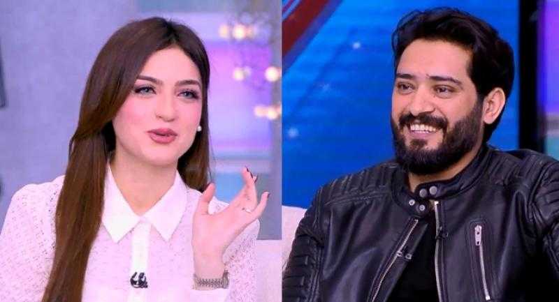 ياسمين عز تغازل المطرب أحمد زعيم: ”انت النسخة المصري من فريد بطل المسلسل التركي طائر الرفراف”