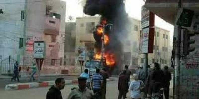 السيطرة على حريق بسيارة نصف نقل بالفيوم دون مصابين