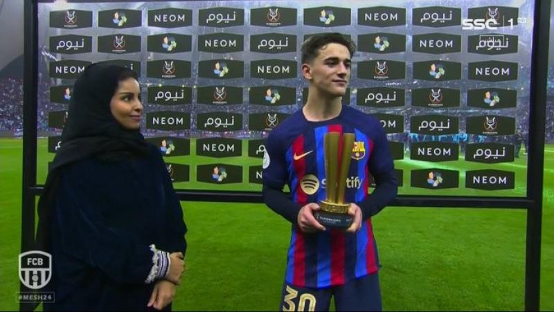 جافي أفضل لاعب في مباراة برشلونة وريال مدريد