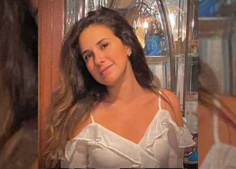 إطلالة طبيعية مميزة للفنانة شيري عادل