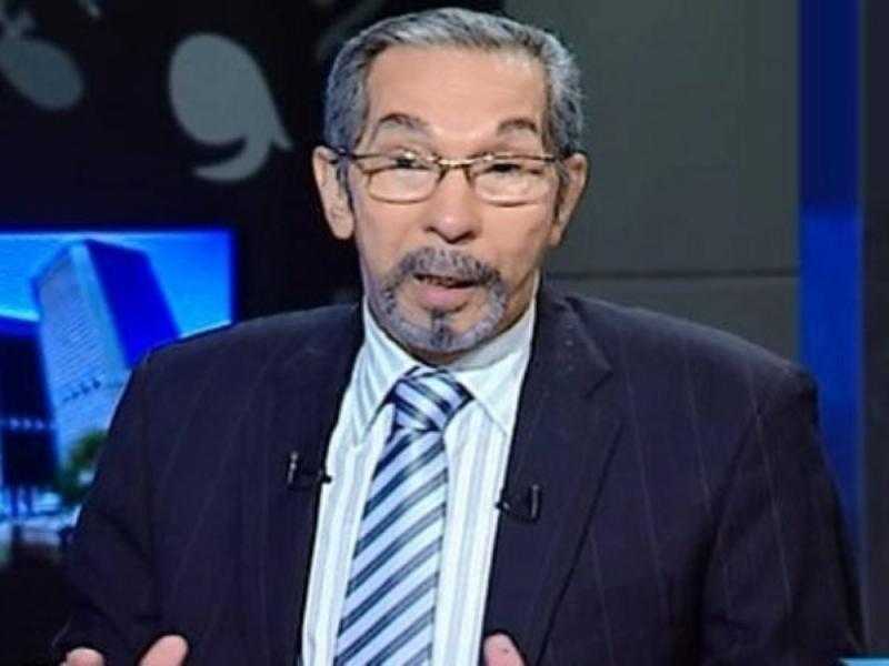 هل ينخفض الدولار مقابل الجنيه خلال الفترة المقبلة؟.. خبير اقتصادي يوضح