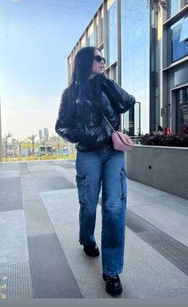 إطلالة كاجوال أنيقة للفنانة درة