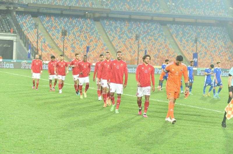 بأخطاء كارثية للهاني سليمان.. الأهلي يتقدم أمام سموحة بهدفين في أول ربع ساعة من المباراة