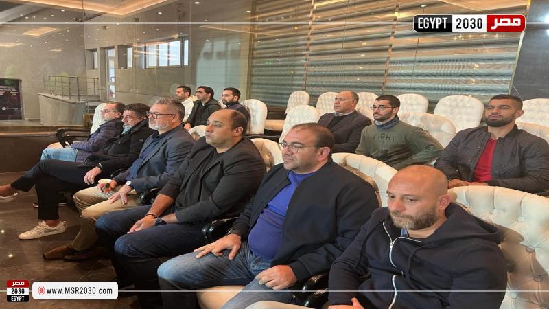 فيتوريا وميكالي