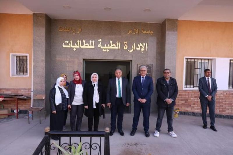 جانب من الزيارة