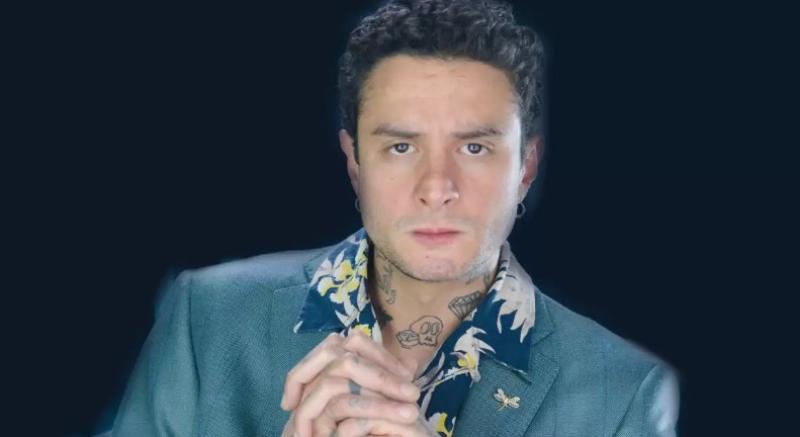 بين الإنكار والاعتراف .. «أزمات نسب» أبناء أحمد الفيشاوي تضعه في ورطة «الخذلان»