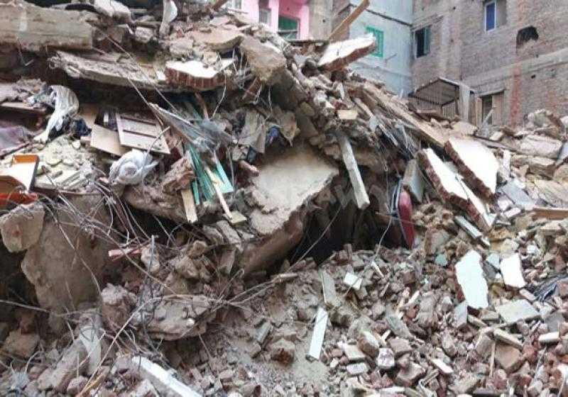 انهيار عقار مكون من طابقين دون خسائر في الأرواح بـ إمبابة