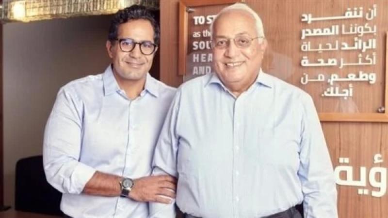 الإفراج عن رجل الأعمال صفوان ثابت ونجله