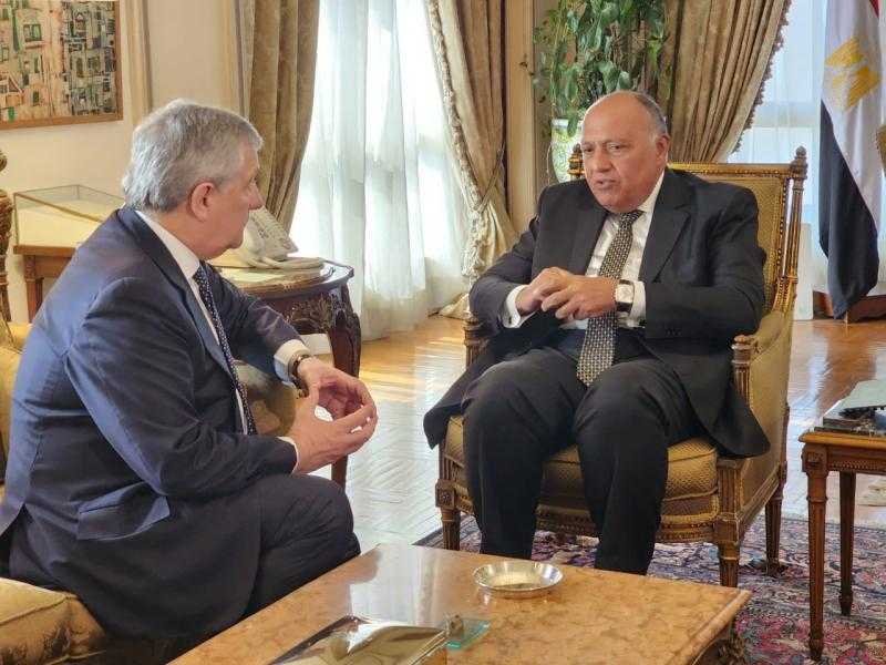 بدء الاجتماع المغلق بين سامح شكري ووزير الخارجية الإيطالي