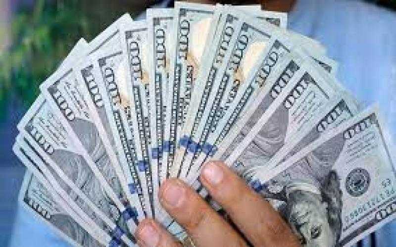 ما قصة العثور على 35 مليار دولار مع عائلة واحدة بالجزائر؟