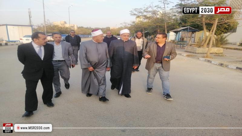 رئيس جامعة الأزهر خلال التفقد