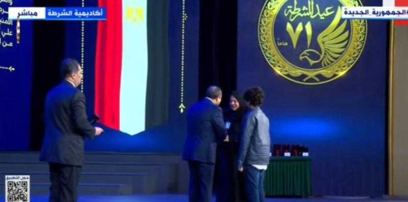 عزة مصطفى عن تكريم أسر شهداء الشرطة: «الداخلية كل يوم بتقدم تضحيات»